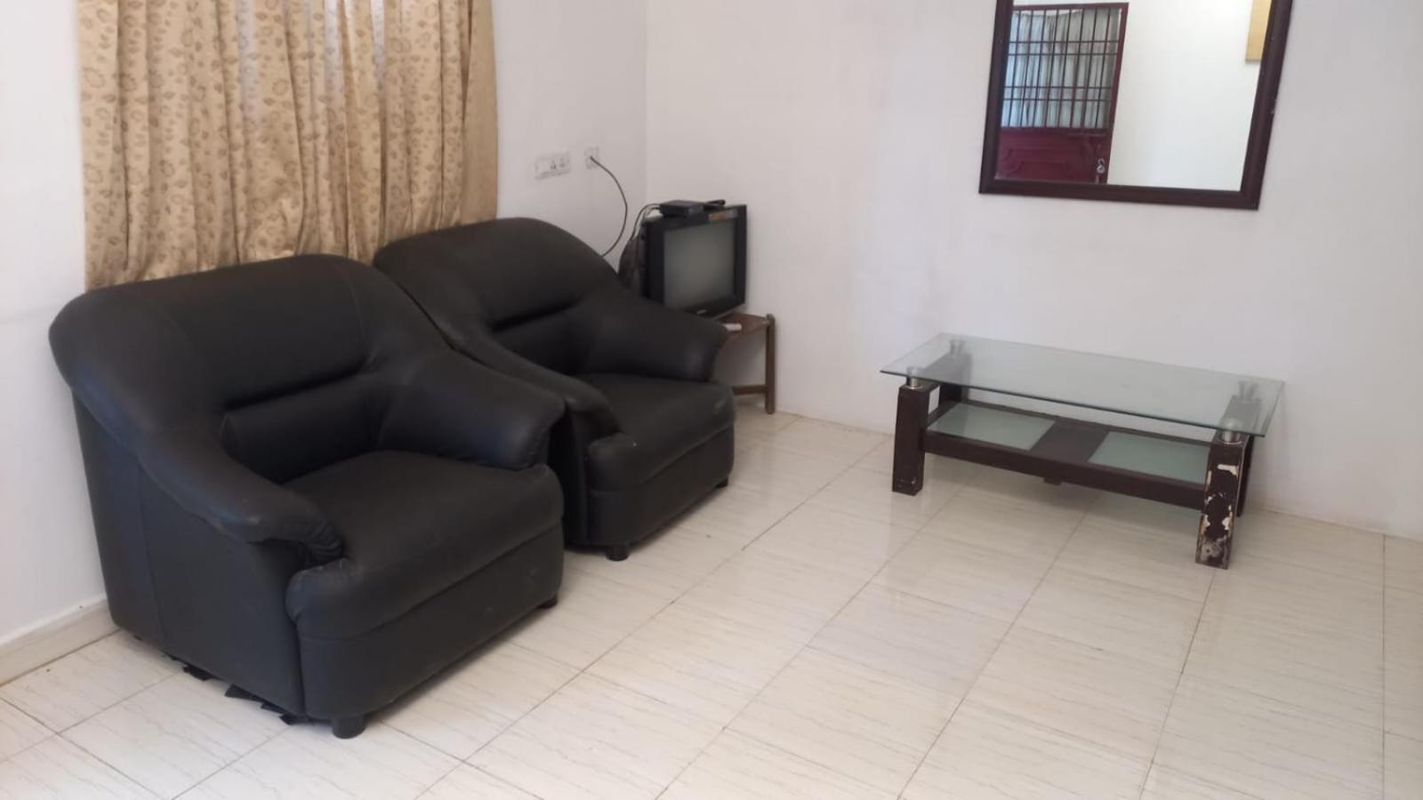 Silent Waters Resorts Yelagiri Ngoại thất bức ảnh